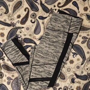 Avia Black and Gray Leggings